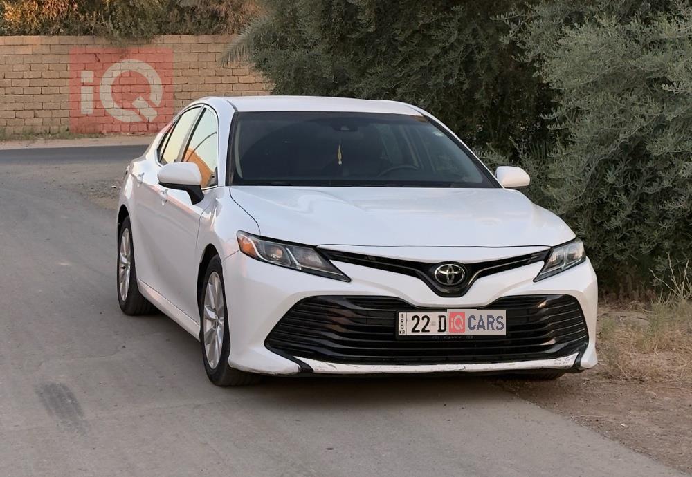 تۆیۆتا کامری